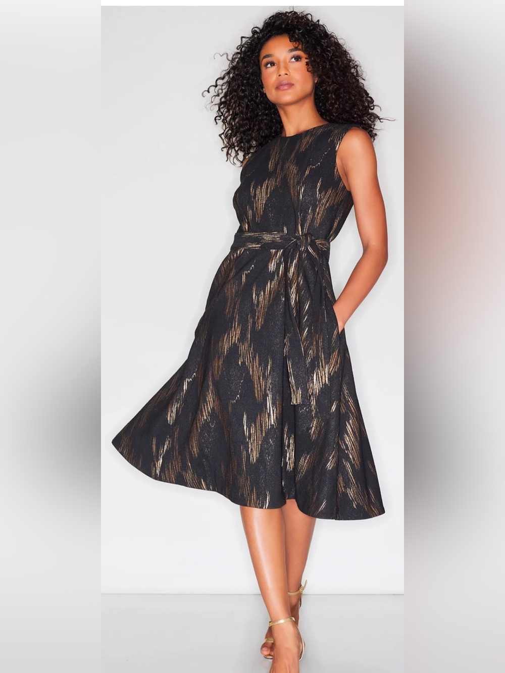 Natori Art Deco Jacquard Fit & Flare Tie Dress size 6 New with defect, R13C